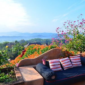 Phu Chaisai Chiang Rai Mountain Resort